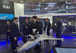 KAI Showcases KF-21 and Future Defense Technologies at Dubai Airshow