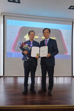 한국피엠오사회적협동조합, 송재영 박사에 감사장…‘AI형 피엠오’ 전환 제시