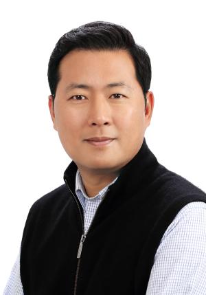 LG디스플레이 전종석 상무, 제53회 상공의 날 ‘대통령 표창’ 수상