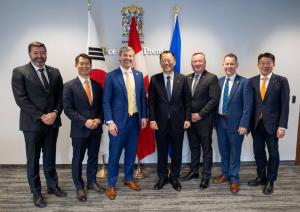 Hanwha Ocean Expands Canada Defense Cooperation, Targets Submarine Program
