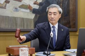 신현송 “외국인 매도세 하반기 완화 기대”… 한은 “코스피 추세적 하락 제한적”