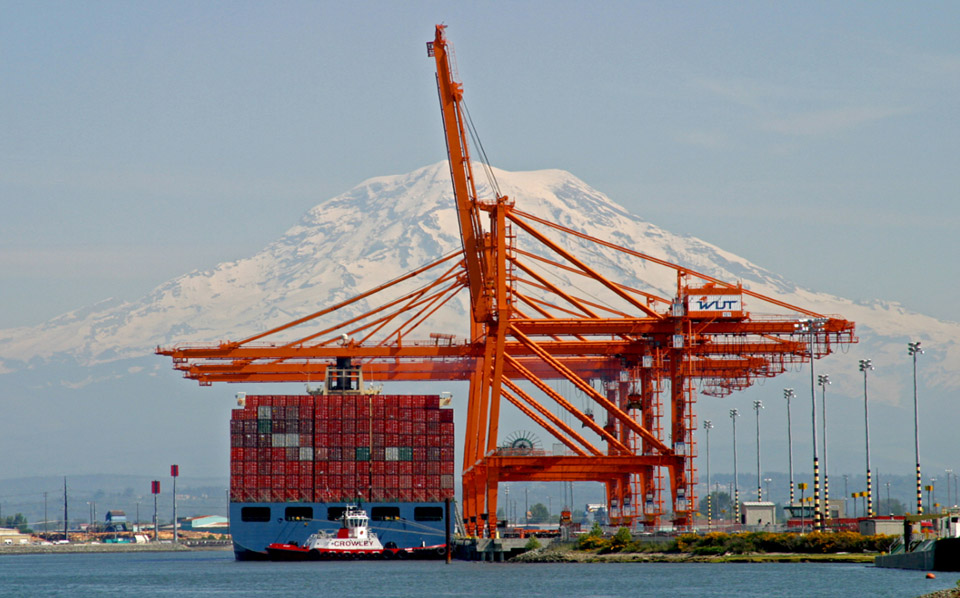 Washington United Terminals (WUT), operated by HMM at the Port of Tacoma in Washington State, serves as a key logistics hub on the U.S. West Coast. HMM recently signed a contract with HD Hyundai Samho to install four new container cranes as part of its terminal modernization and capacity expansion project.