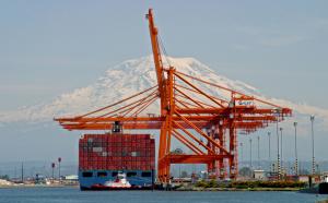 HMM Strengthens U.S. West Coast Operations with New Crane Investment at WUT