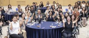 신한금융, 여성 리더 대상 ‘쉬어로즈 리더십 특강’ 개최