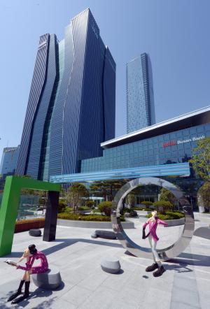 BNK부산은행, 소상공인 대출 심사에 ‘사업성’ 반영… SCB 지방은행 첫 도입