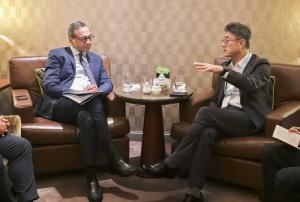 SKT 정재헌 CEO, 아세안서 AI 동맹 확대… “디지털 신뢰가 경쟁력”