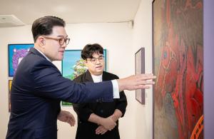 하나금융, 발달장애 예술가 조태성 개인전 개최…장애예술인 활동 무대 넓힌다