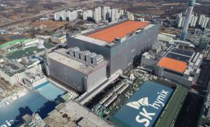 SK hynix Says No Decision Made on Solidigm IPO, Pledges to Consider Shareholder Impact
