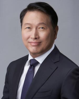 최태원, EBS ‘위대한 수업’ 첫 강연자로… “AI 시대엔 자본주의도 달라져야”